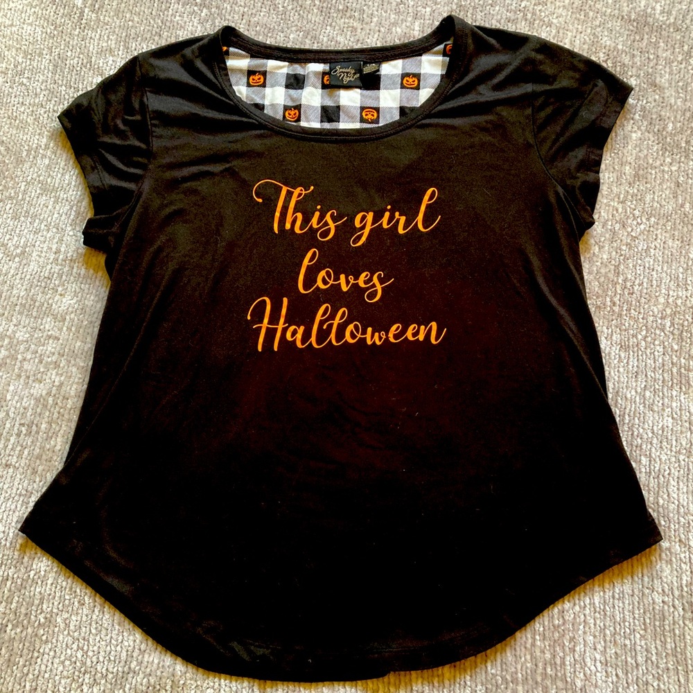Spooky Night This Girl Loves Halloween Graphic Tee Black Orange Large